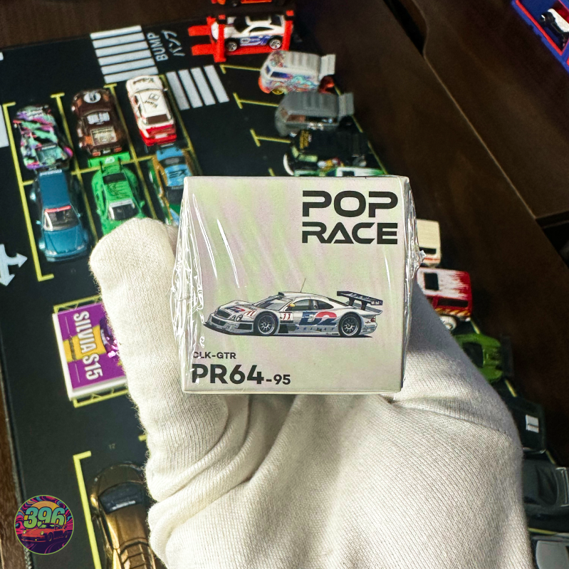 đ Pop Race PR64-95: Mercedes-Benz CLK GTR #11 "D2 Privat" (1997 FIA GT) â 1:64 Scale Diecast Model