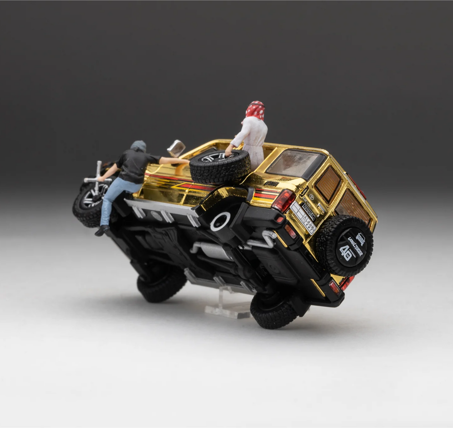 Toyota Land Cruiser 70 "Arab Exclusive" Gold Edition 1:64 Diecast - Rare SUV Collectible