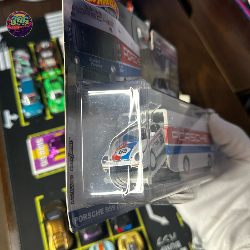đ Hot Wheels Team Transport #61: 1986 Porsche 959 & Euro Hauler
