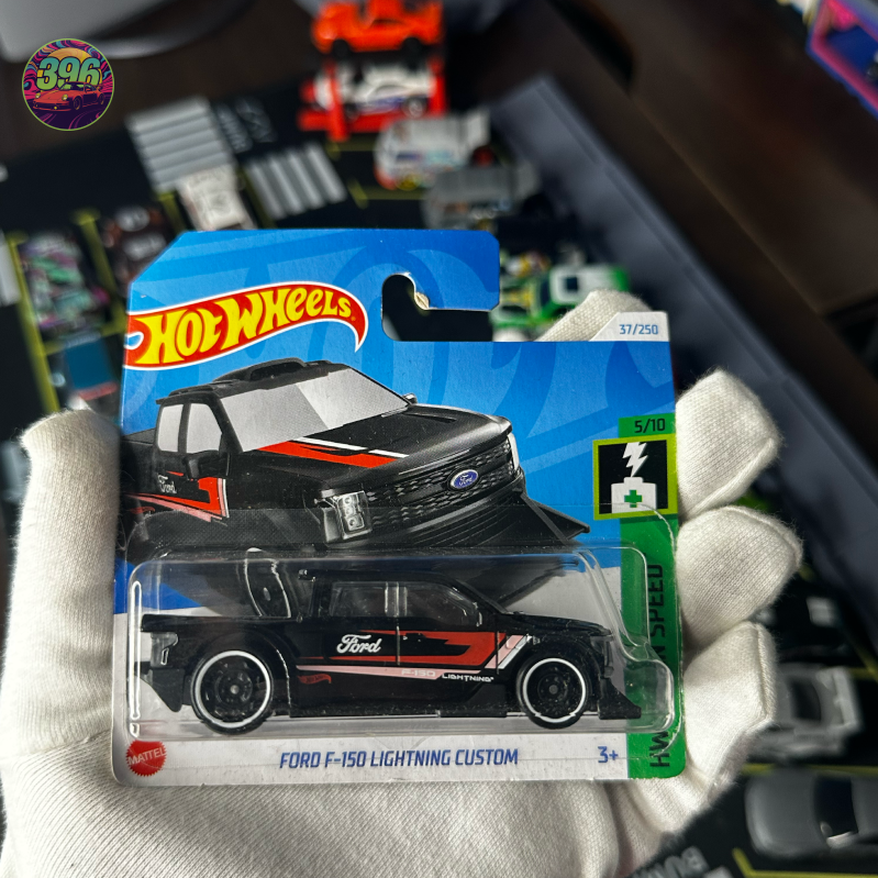 š„ Hot Wheels Mainline: FORD F-150 LIGHTNING CUSTOM - 1/64 Diecast Car