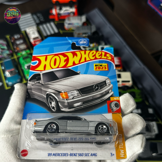π₯ Hot Wheels Mainline: Silver '89 Mercedes-Benz 560 SEC AMG - 1/64 Diecast Car (Copy)