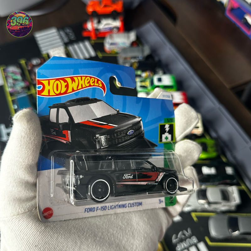 š„ Hot Wheels Mainline: FORD F-150 LIGHTNING CUSTOM - 1/64 Diecast Car