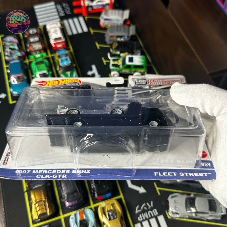 đ Hot Wheels Team Transport #59: 1997 Mercedes-Benz CLK-GTR & Fleet Street Transporter