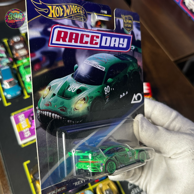 š„ Hot Wheels Premium: Rexy Porsche 911 GT3 R (992) - 1/64 Diecast Car