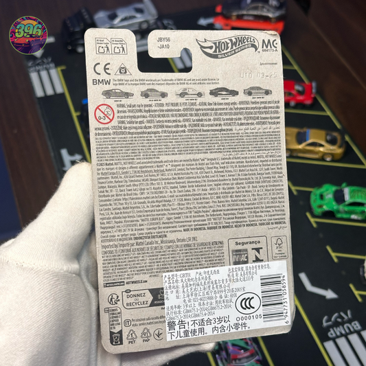 Hot Wheels BMW M1 1:64 Diecast - Hot Wheels Silver Series