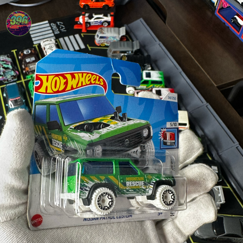 🔥 Hot Wheels Mainline: Nissan Patrol Custom [Green] - 1/64 Diecast Car