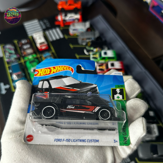 🔥 Hot Wheels Mainline: FORD F-150 LIGHTNING CUSTOM - 1/64 Diecast Car
