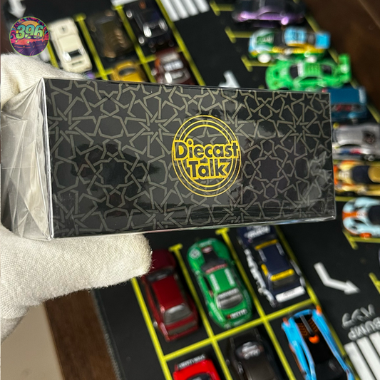 Toyota Land Cruiser 70 "Arab Exclusive" Gold Edition 1:64 Diecast - Rare SUV Collectible