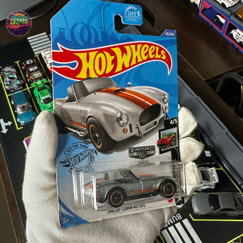 🔥 Hot Wheels Mainline: [ZAMAC] Shelby Cobra 427 S/C - 1/64 Diecast Car