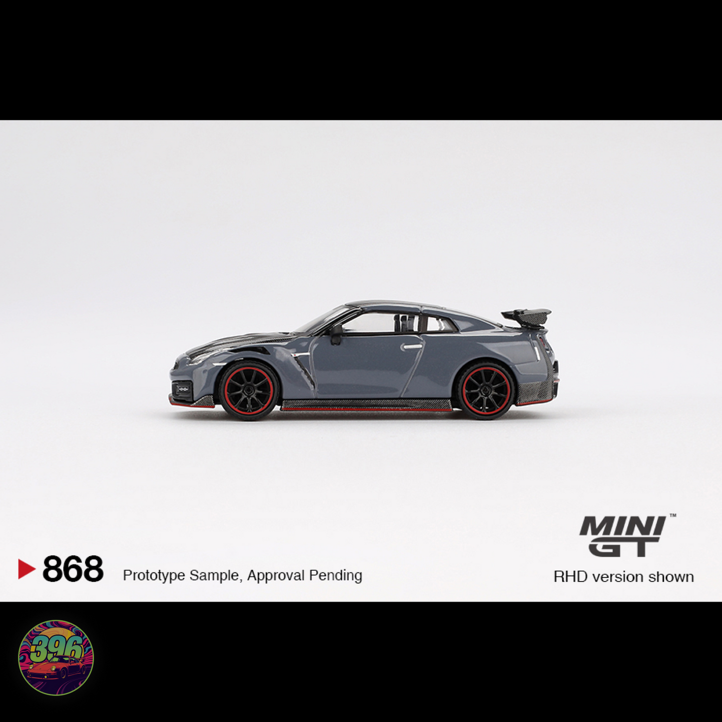 [BOX] Nissan GT-R Nismo R35 in Stealth Grey - 1:64 Diecast Model