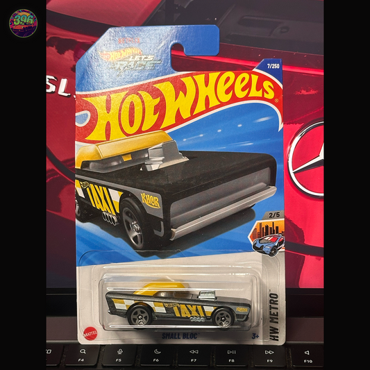 Hot Wheels Small Bloc 1:64 Diecast - HW Metro Taxi