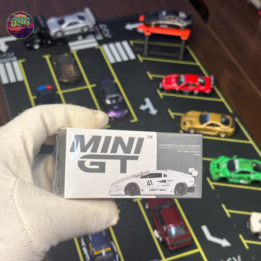 Mini GT Lamborghini Countach LB-Works 1:64 Diecast - 2024 Tokyo Auto Salon Exclusive - Box