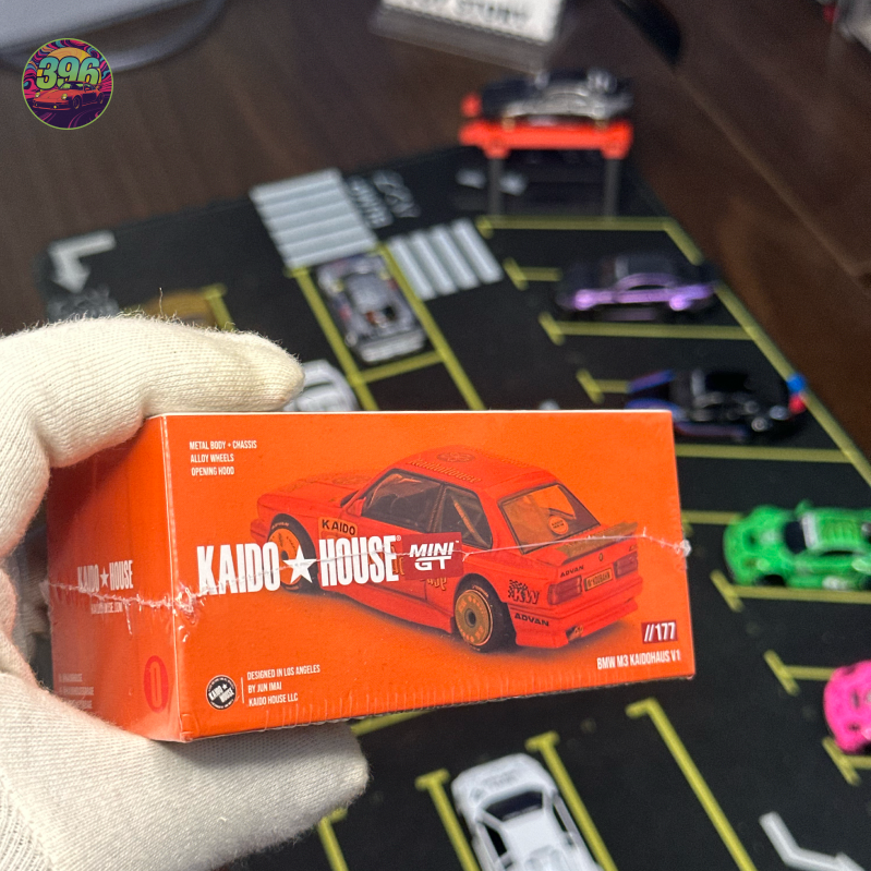 Mini GT - BMW M3 Orange - Kaido House Series