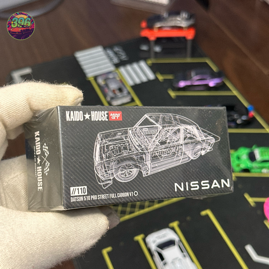 Mini GT Datsun 510 Pro Street Full Carbon V1 1:64 Diecast - Kaido House Series