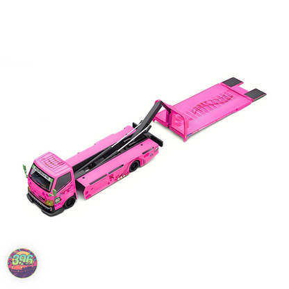 Mega Gear - Roxy Tow Truck (with chance of Chase) - 1:64 Micro Turbo Diecast Model