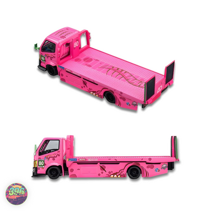 Mega Gear - Roxy Tow Truck (with chance of Chase) - 1:64 Micro Turbo Diecast Model