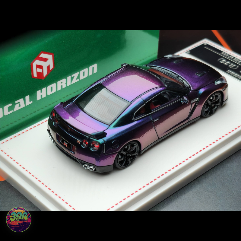Focal Horizon - Nissan GT-R R35 in Magic Purple - 1:64 Diecast Model