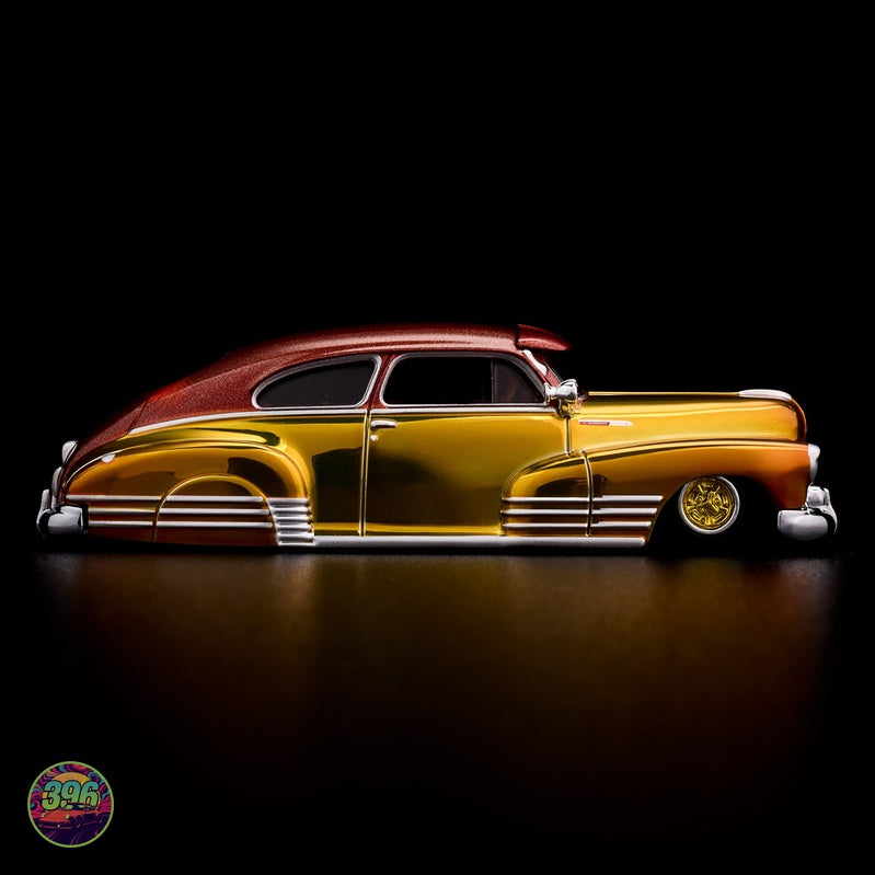 [PREORDER] Hot Wheels RLC Exclusive - 1948 Chevy Fleetline Lowrider in Gold & Red Candy – 1:64 Hot Wheels Diecast Model
