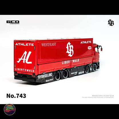 [PREORDER] GCD - Mitsubishi Fuso Super Great Liberty Walk Athlete Transporter No.743 – 1:64 GCD Diecast Model