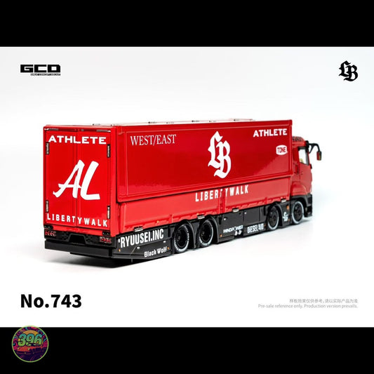 [PREORDER] GCD - Mitsubishi Fuso Super Great Liberty Walk Athlete Transporter No.743 – 1:64 GCD Diecast Model