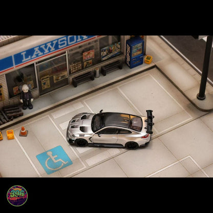 [PREORDER] StreetWarrior - BMW M4 G82 GTR Flossmann Full Widebody Kit in White – 1:64 StreetWarrior Diecast Model