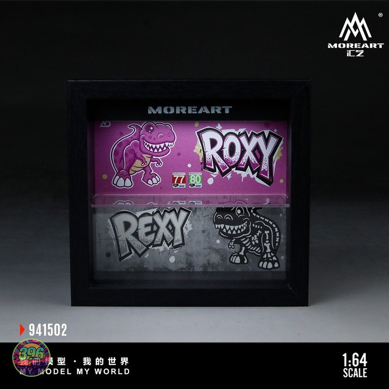 [PREORDER] MoreArt - Integrated Frame Dinosaur Painted Scene Display Diorama (REXY Green/ROXY Pink) – 1:64 MoreArt Diecast Model Accessory