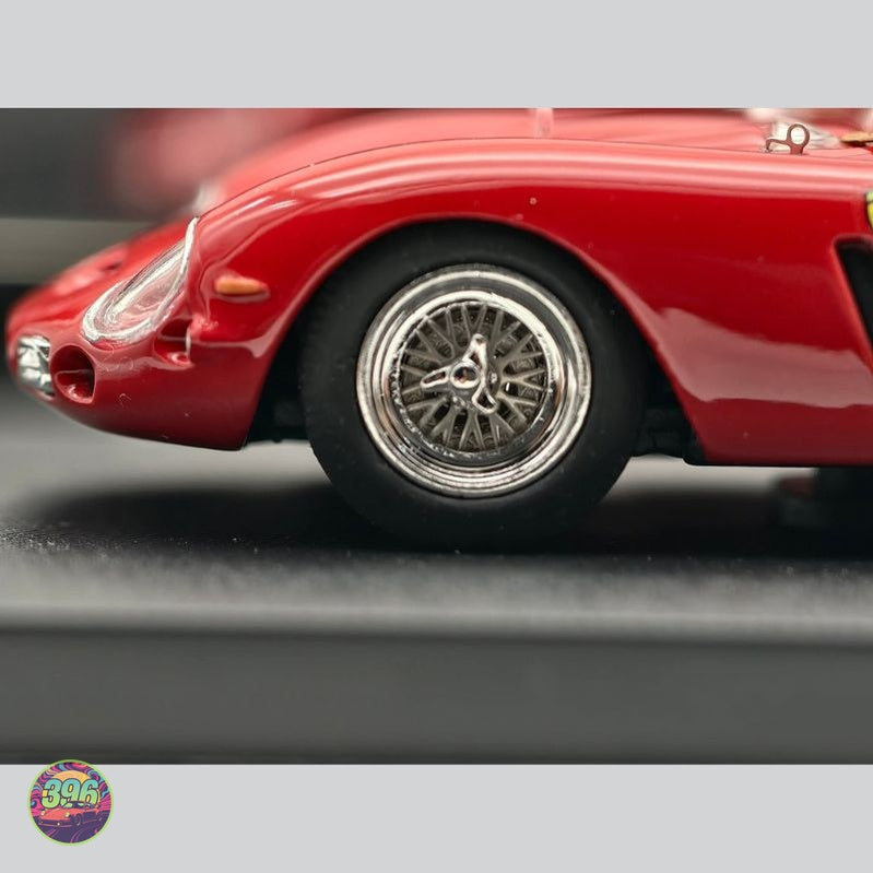 Classic Lover - Ferrari 250 GTO in Red – 1:64 Classic Lover Diecast Model