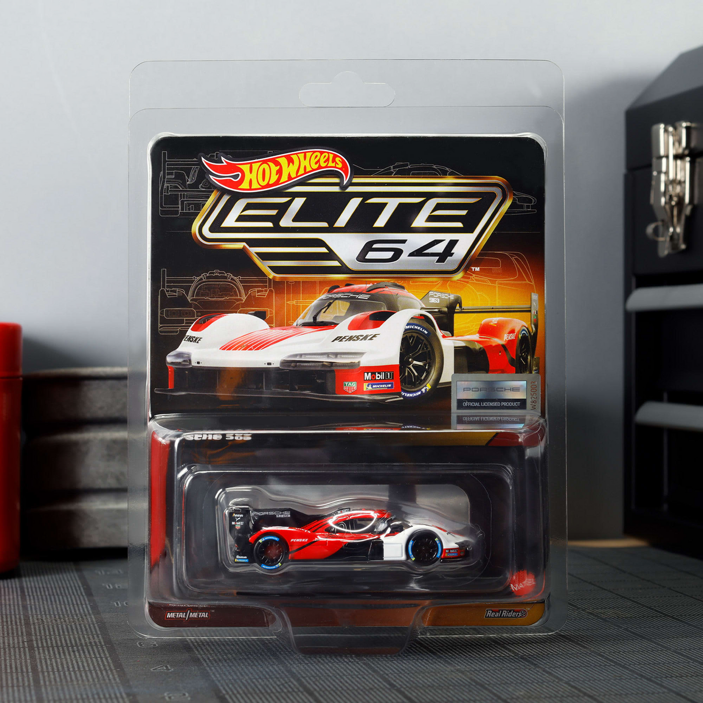 Elite64 - Porsche 963 Penske White & Red – Hot Wheels Elite 64 1:64 Diecast #17