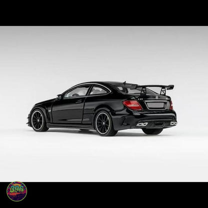 Classic Garage - Mercedes-Benz C63 AMG Black Series Coupe – 1:64 Classic Garage Diecast Model