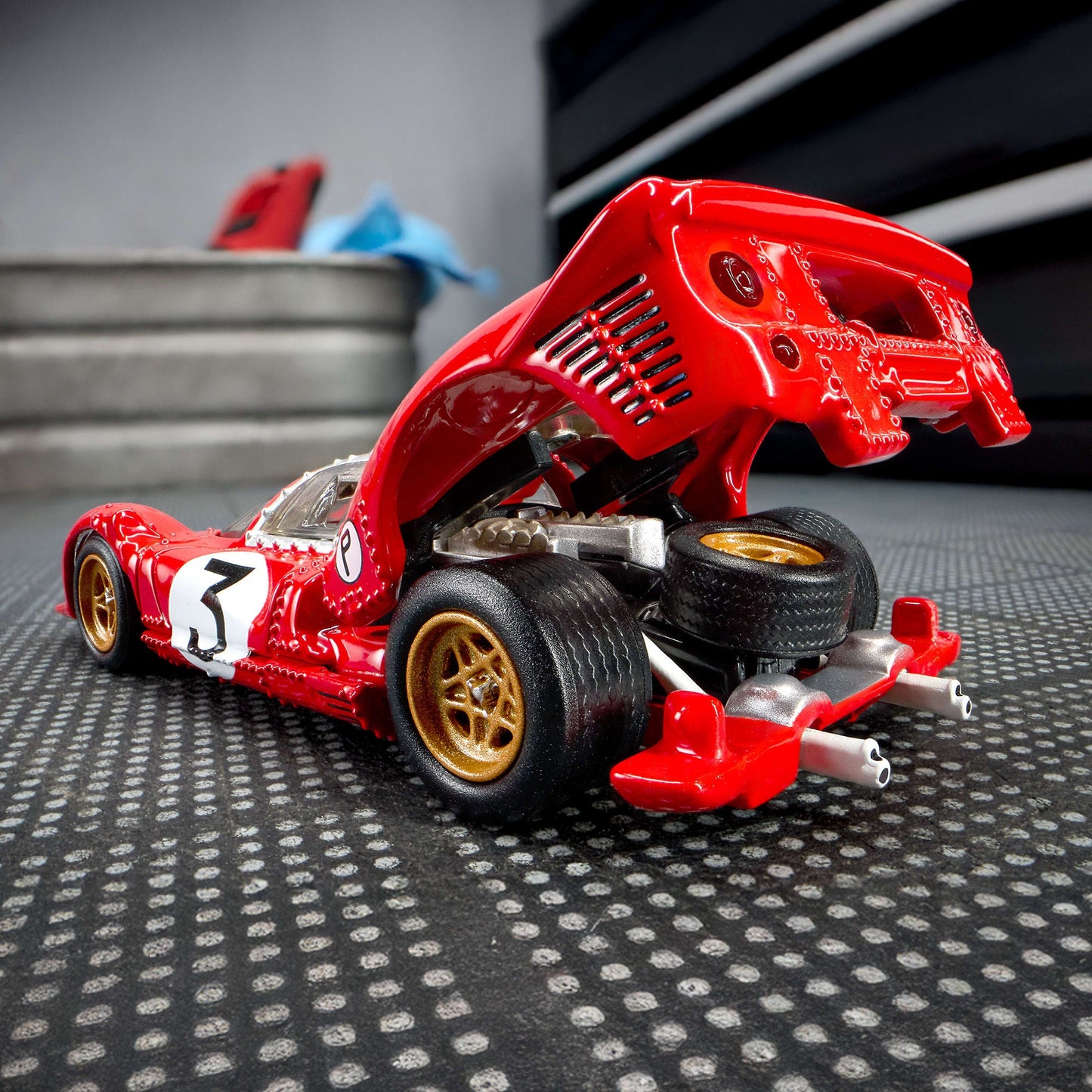 [Pre Order] Hot Wheels Elite 64 - 1967 Ferrari 330 P4