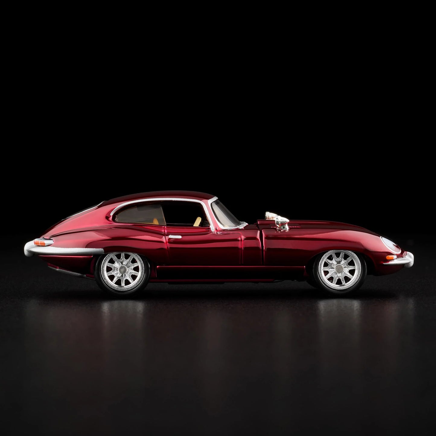 Hot Wheels RLC Exclusive 1964 Jaguar E-Type 1:64 Diecast - Spectraflame Oxblood