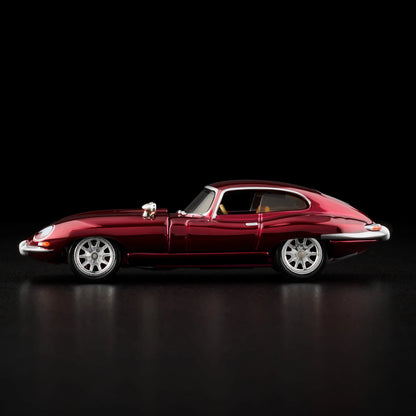 Hot Wheels RLC Exclusive 1964 Jaguar E-Type 1:64 Diecast - Spectraflame Oxblood