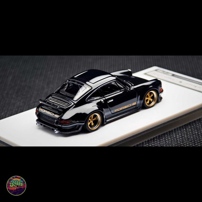 Zincit - Singer Porsche 911 in Black with Gold Wheels – 1:64 Zincit Diecast Model