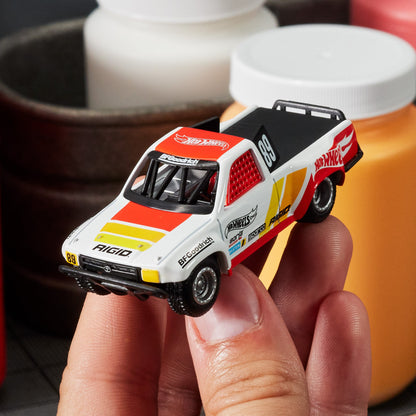 [Pre Order] Hot Wheels Elite64 - 1989 Toyota HiLux Stadium Truck