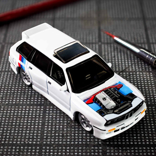 [Pre Order] Hot Wheels Elite64 - 1990 BMW 318i Touring