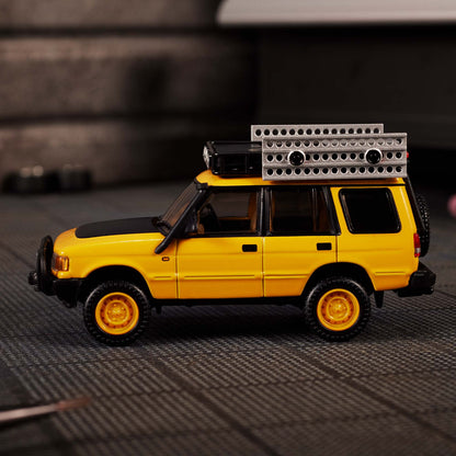 [Pre Order] Hot Wheels Elite 64 Mod Shop - '94 Land Rover Discovery