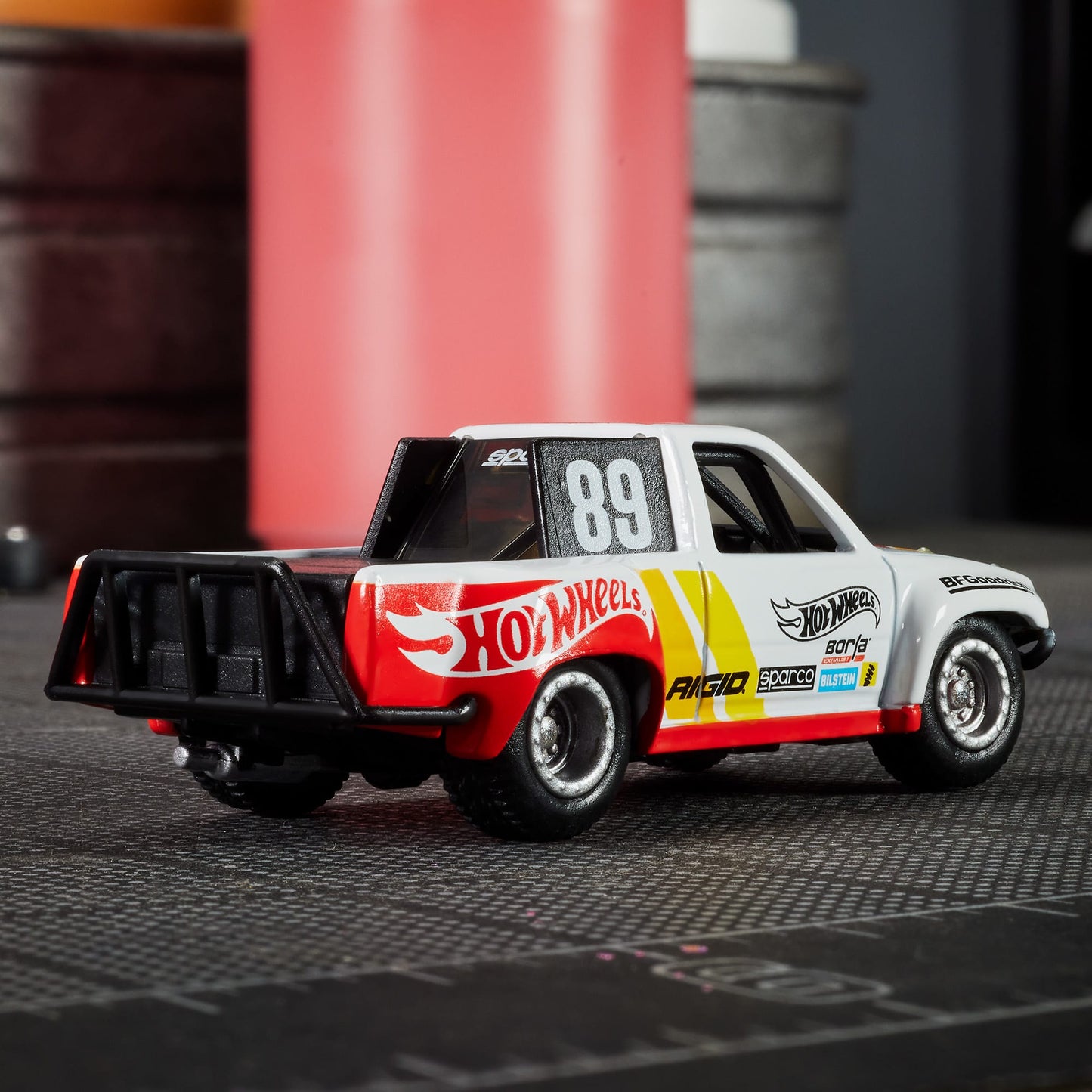 [Pre Order] Hot Wheels Elite64 - 1989 Toyota HiLux Stadium Truck