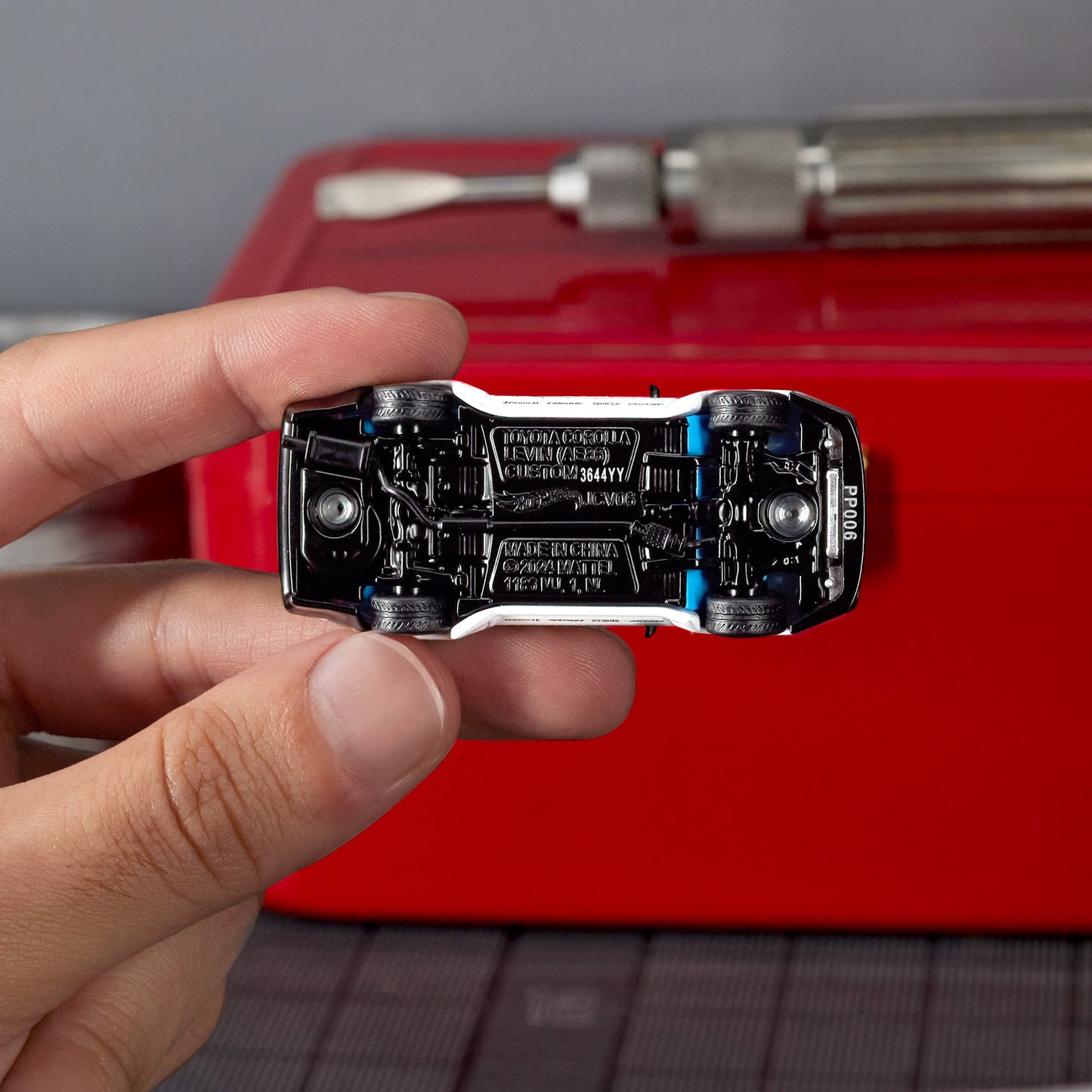 [Pre Order] Hot Wheels Elite 64 - Toyota Corolla Levin (AE86) Custom